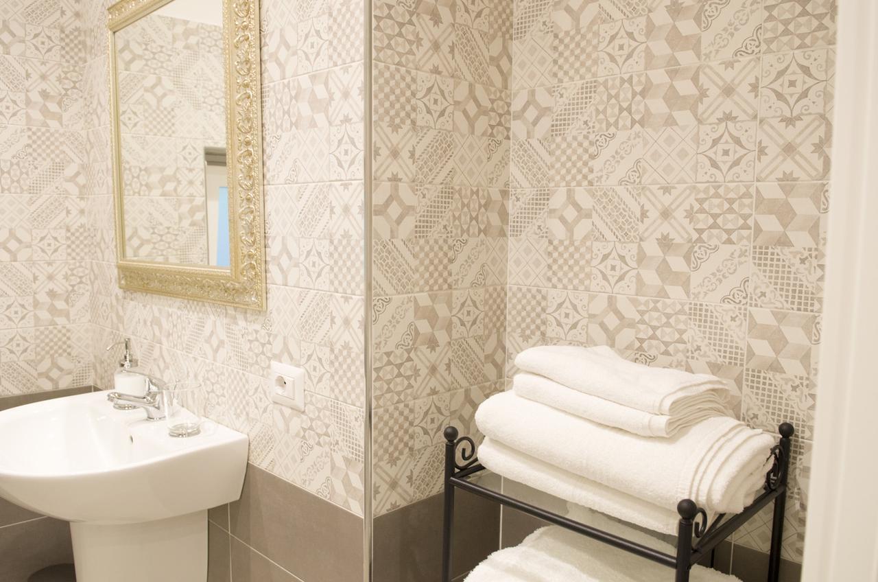 Palazzo Spasiano Rooms - Sorrento Center Екстериор снимка