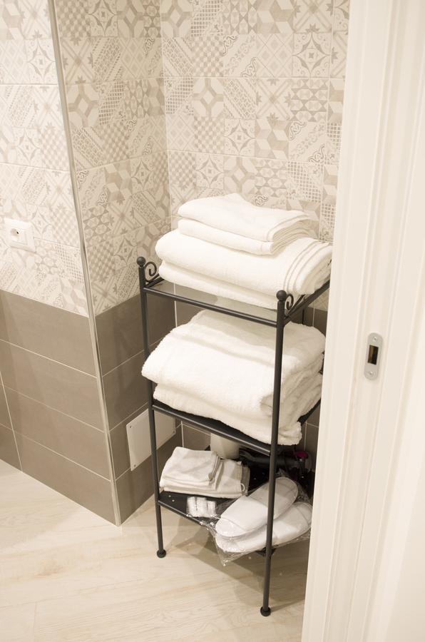 Palazzo Spasiano Rooms - Sorrento Center Екстериор снимка